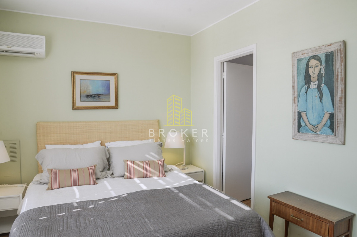 Apartamento ID.526/Venta_Apartamento_3_dormitorios_Península_con_excelente_vista_al_mar - Venta Apartamento 3 dormitorios Península con excelente vista al mar. Punta del Este, Uruguay.