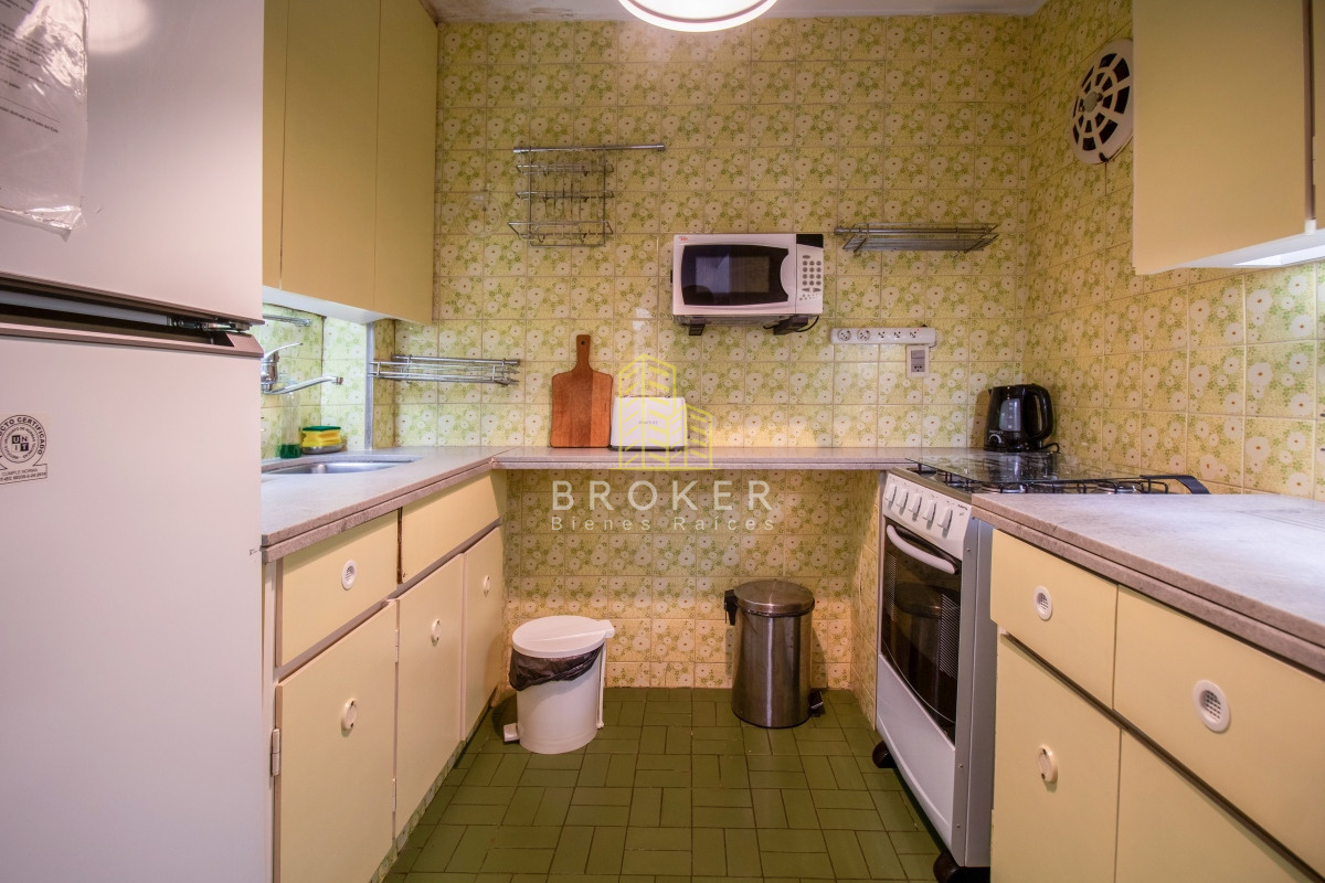 Apartamento ID.1102/Venta_de_luminoso_apartamento_en_Peninsula._Punta_del_Este,_Uruguay. - Venta de luminoso apartamento en Peninsula. Punta del Este, Uruguay.
