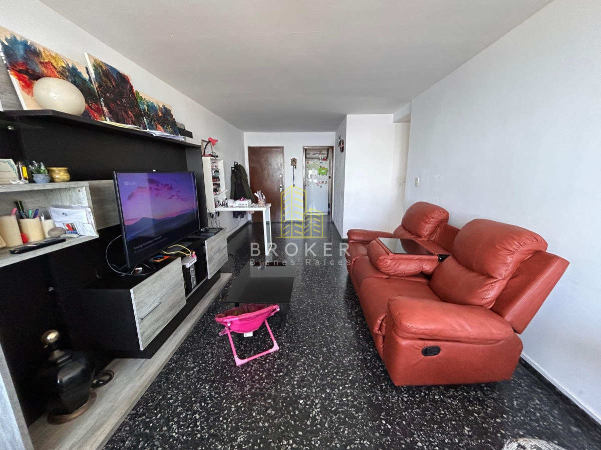 Apartamento ID.1012/Apto_3_dormitorios_en_VENTA_en_Barrio_Sur_frente_a_la_rambla - Apto 3 dormitorios en VENTA en Barrio Sur frente a la rambla