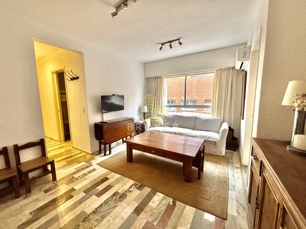 Apartamento ID.8523/Apartamento_en_Venta,_frente_al_mar_en_Península,_Punta_del_Este - Apartamento en Venta, frente al mar en Península, Punta del Este