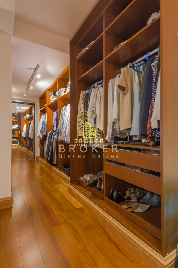Apartamento ID.503/Penthouse_de_4_dormitorios_en_Golf_Punta_Carretas_Barbacoa_propia!_Garage_Doble - Penthouse de 4 dormitorios en Golf Punta Carretas Barbacoa propia! Garage Doble