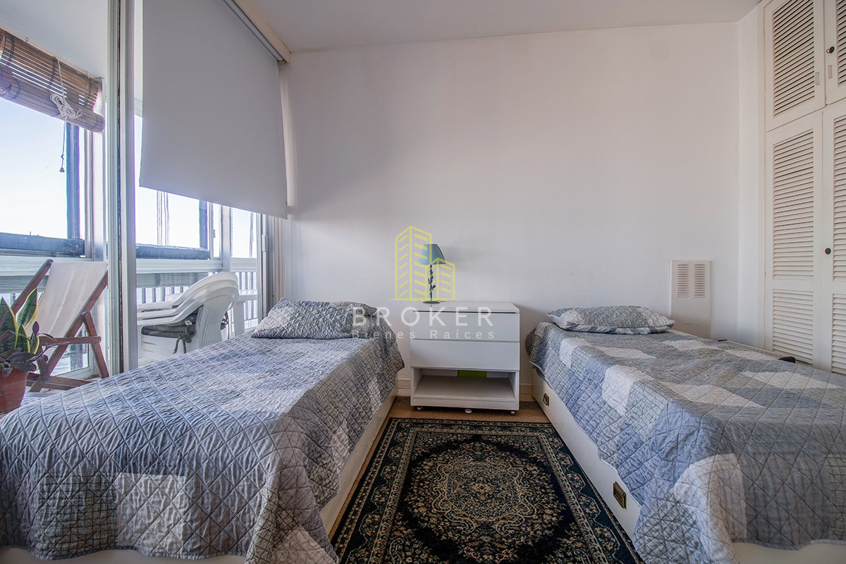 Apartamento ID.682/Apartamento_vista_al_mar_2_Dorm._en_VENTA,_Península,_Punta_del_Este - Apartamento vista al mar 2 Dorm. en VENTA, Península, Punta del Este