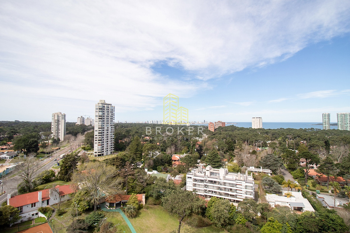 Apartamento ID.1741/Oportunidad_venta_de_apartamento_piso_alto_en_Roosevelt,_dos_dormitorios._Punta_del_Este,_Uruguay. - Oportunidad venta de apartamento piso alto en Roosevelt, dos dormitorios. Punta del Este, Uruguay.