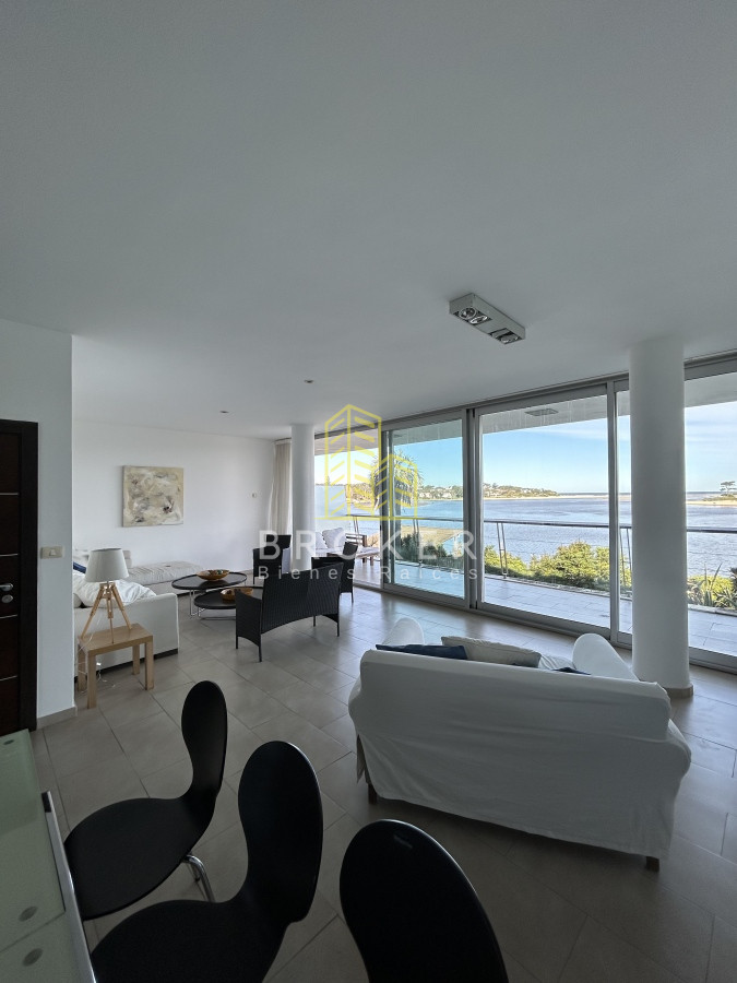 Apartamento ID.517/Venta_de_espectacular_apartamento_de_3_dorm._en_La_Barra_con_vista_única - Venta de espectacular apartamento de 3 dorm. en La Barra con vista única. . Punta del Este, Uruguay.