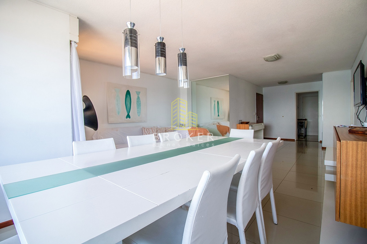 Apartamento ID.785/Oportunidad_en_venta_de_apartamento_con_vista_al_mar_en_Peninsula_-_Punta_del_este - Oportunidad en venta de apartamento con vista al mar en Peninsula - Punta del este