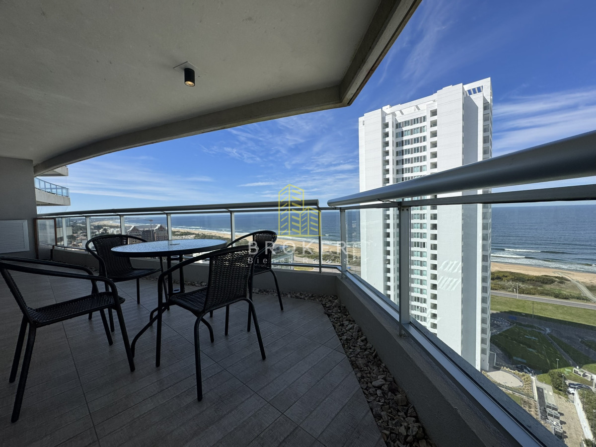 Apartamento ID.9227/VENTA_de_APARTAMENTO_EN_LOOK_BRAVA_3_DORMITORIOS_CON_VISTA_DIRECTA_AL_MAR_595.000USD - VENTA de APARTAMENTO EN LOOK BRAVA 3 DORMITORIOS CON VISTA DIRECTA AL MAR 595.000USD