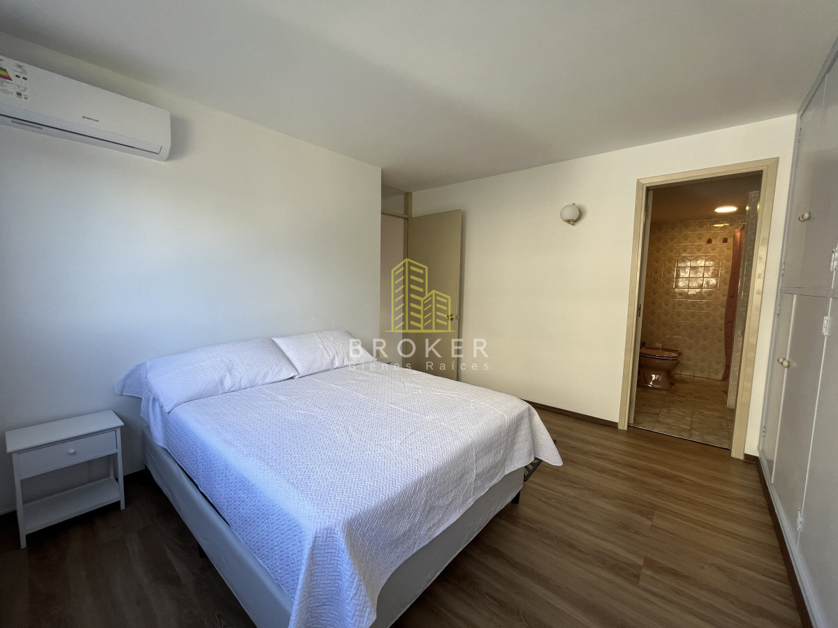 Apartamento ID.2093/Venta_Apartamento_de_3_dormitorios_en_Peninsula_cerca_al_Puerto_Punta_del_Este_Maldonado - Venta Apartamento de 3 dormitorios en Peninsula cerca al Puerto Punta del Este Maldonado