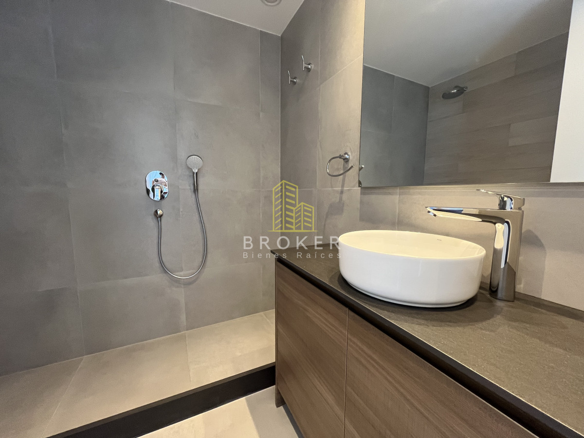 Apartamento ID.2273/Venta_Apartamento_en_VENETIAN_Punta_del_Este_Playa_Brava - Venta Apartamento en VENETIAN Punta del Este Playa Brava