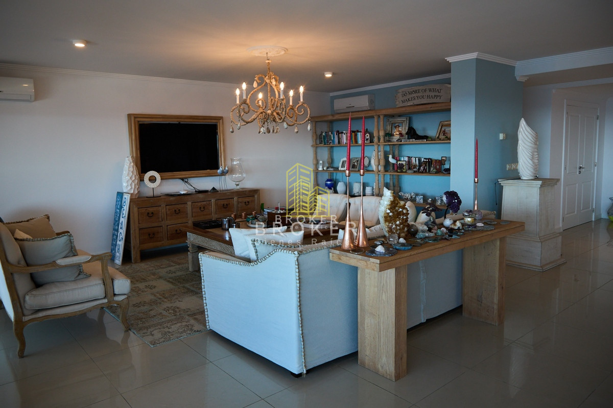 Apartamento ID.1335/Venta_apartamento_4_suites_en_Playa_Brava_en_edificio_de_categoría_Torre_Lobos. - Venta apartamento 4 suites en Playa Brava en edificio de categoría Torre Lobos.