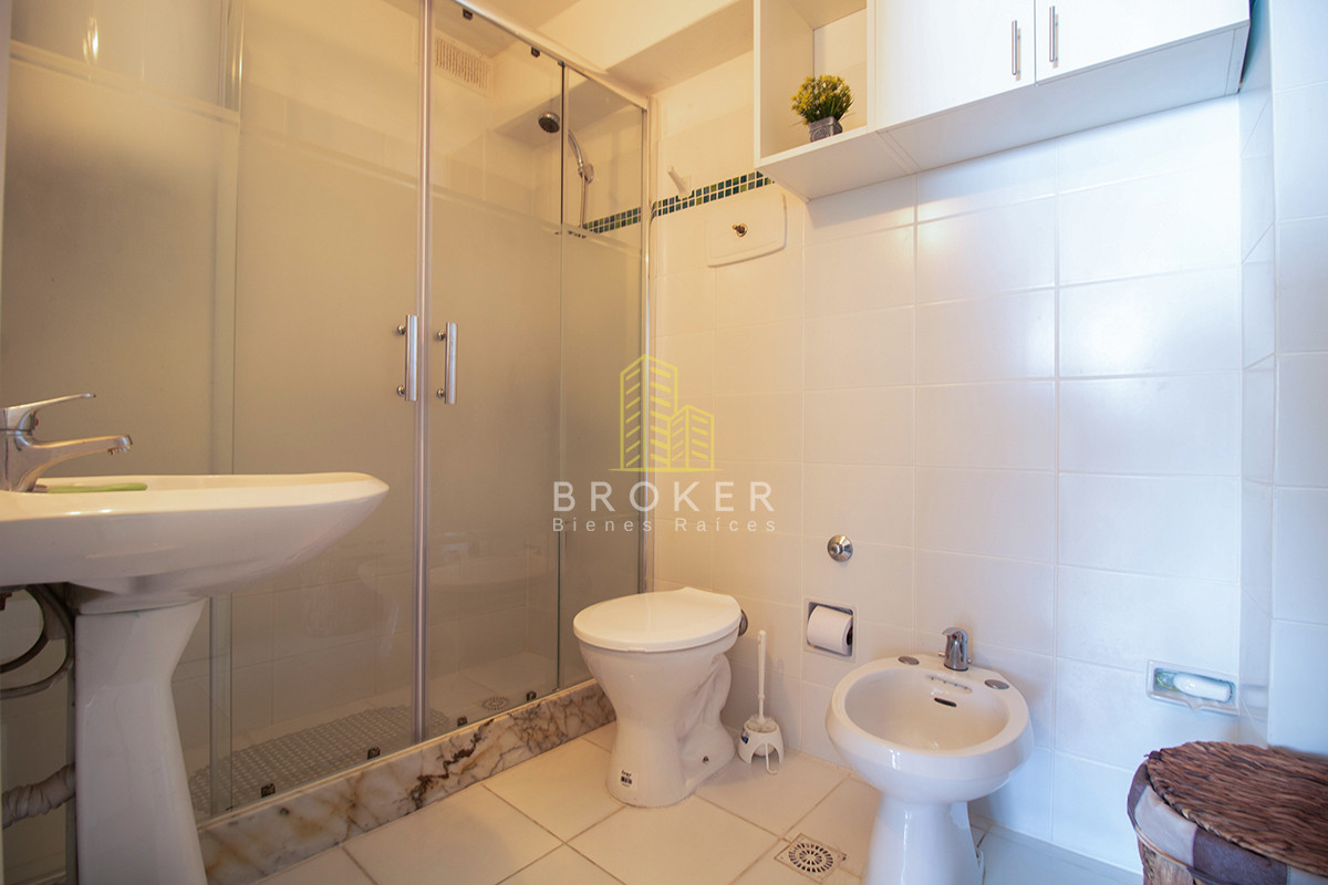 Apartamento ID.682/Apartamento_vista_al_mar_2_Dorm._en_VENTA,_Península,_Punta_del_Este - Apartamento vista al mar 2 Dorm. en VENTA, Península, Punta del Este