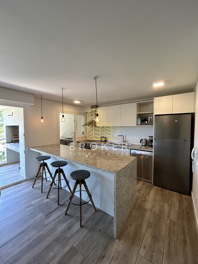 Apartamento ID.800/Venta_de_Penthouse_duplex_en_edificio_de_alta_gama_a_300_metros_del_mar,_Playa_Brava,_Punta_del_Este - Venta de Penthouse duplex en edificio de alta gama a 300 metros del mar, Playa Brava, Punta del Este. Uruguay
