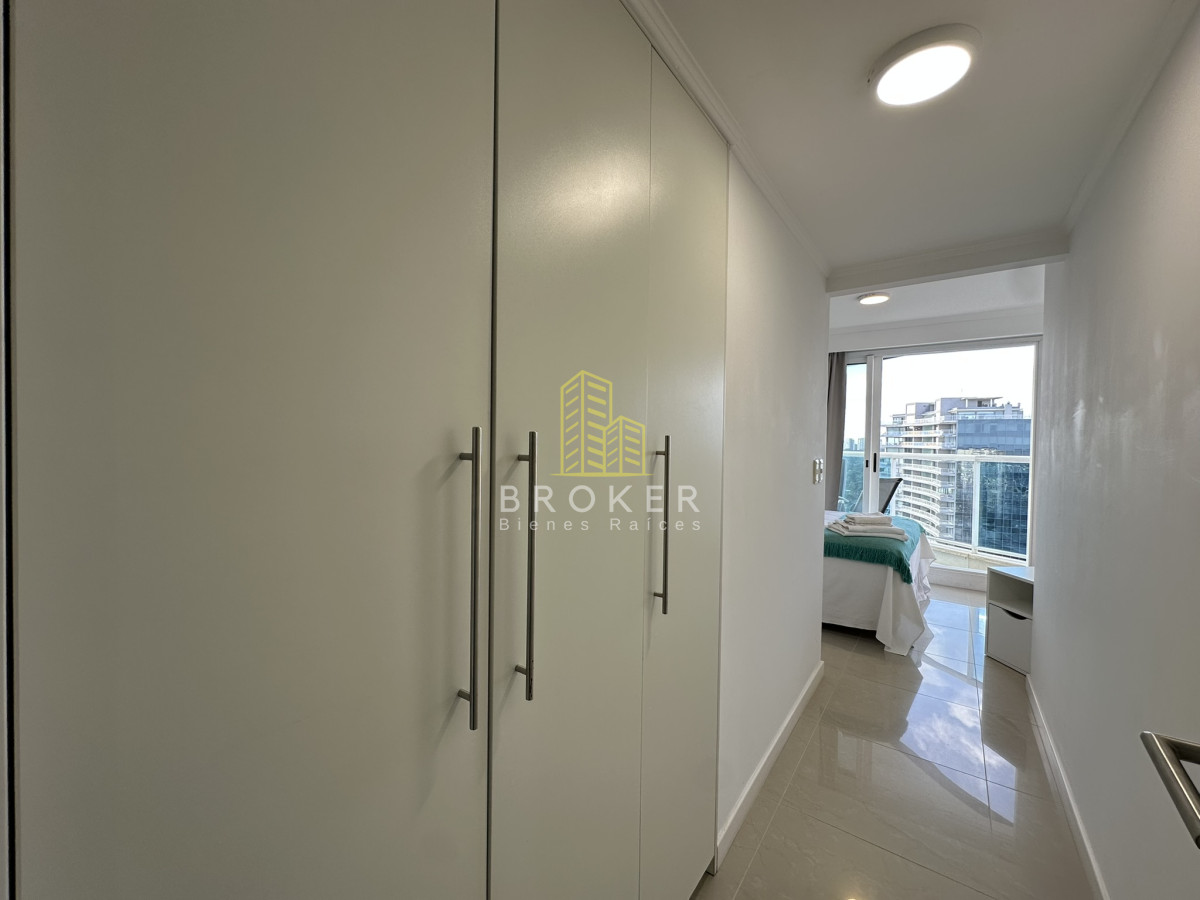 Apartamento ID.8556/Oportunidad_apartamento_3_dormitorios_en_venta_en_Casino_Tower - Oportunidad apartamento 3 dormitorios en venta en Casino Tower