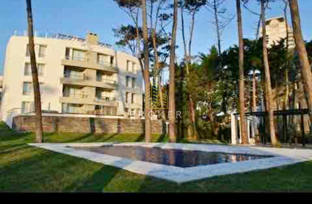 Apartamento ID.8835/Alquiler_Departamento_2_dormitorios_Punta_del_Este_en_temporada_en_edificio_con_amenities_en_Punta_del_Este - Alquiler Departamento 2 dormitorios Punta del Este en temporada en edificio con amenities en Punta del Este