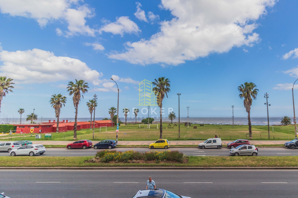 Apartamento ID.2030/Venta_apartamento_5_dormitorios_en_Punta_Carretas,_Montevideo_Uruguay - Venta apartamento 5 dormitorios en Punta Carretas, Montevideo Uruguay