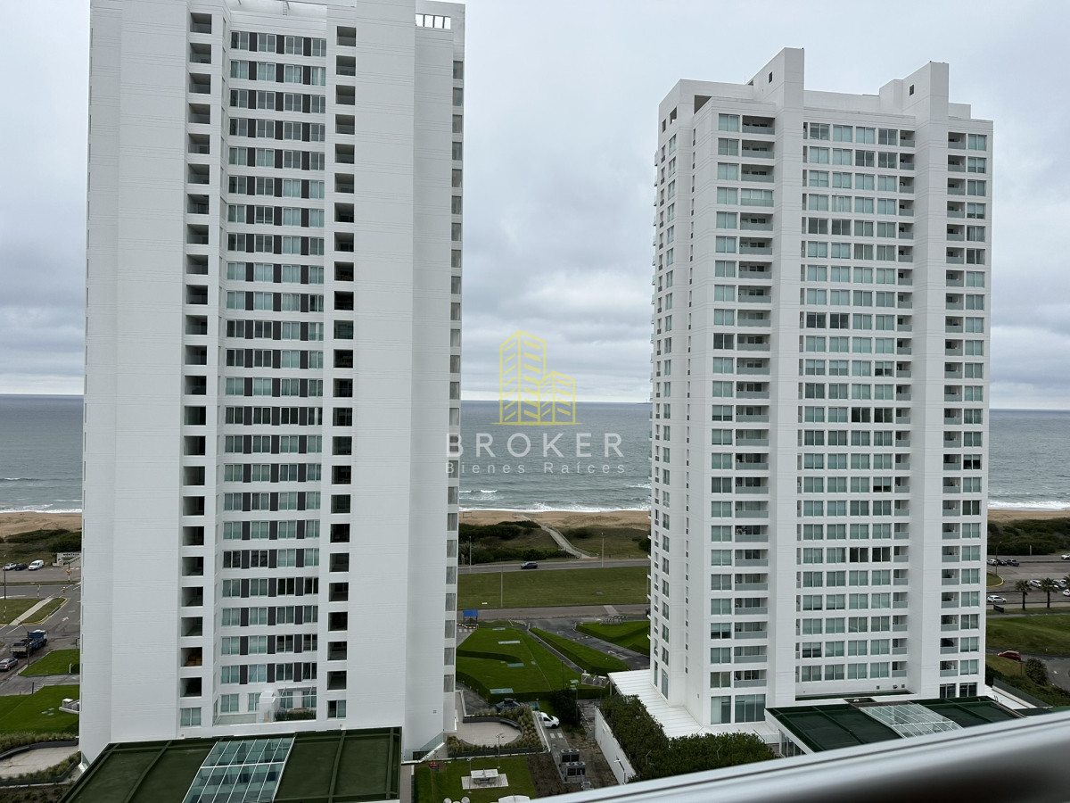 Apartamento ID.8856/Apartamento_Venta_Punta_del_Este_Look_Brava_con_vista_al_mar - Apartamento Venta Punta del Este Look Brava con vista al mar
