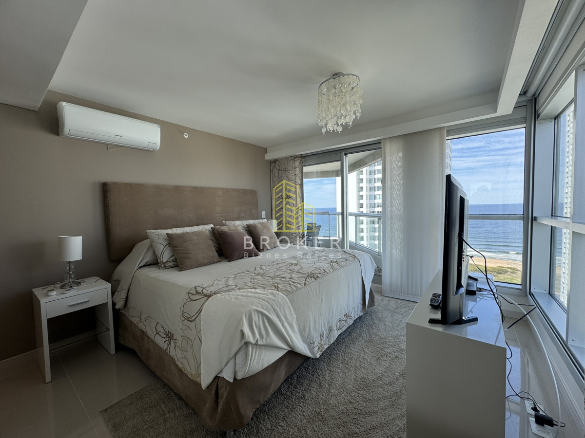 Apartamento ID.9227/VENTA_de_APARTAMENTO_EN_LOOK_BRAVA_3_DORMITORIOS_CON_VISTA_DIRECTA_AL_MAR_595.000USD - VENTA de APARTAMENTO EN LOOK BRAVA 3 DORMITORIOS CON VISTA DIRECTA AL MAR 595.000USD