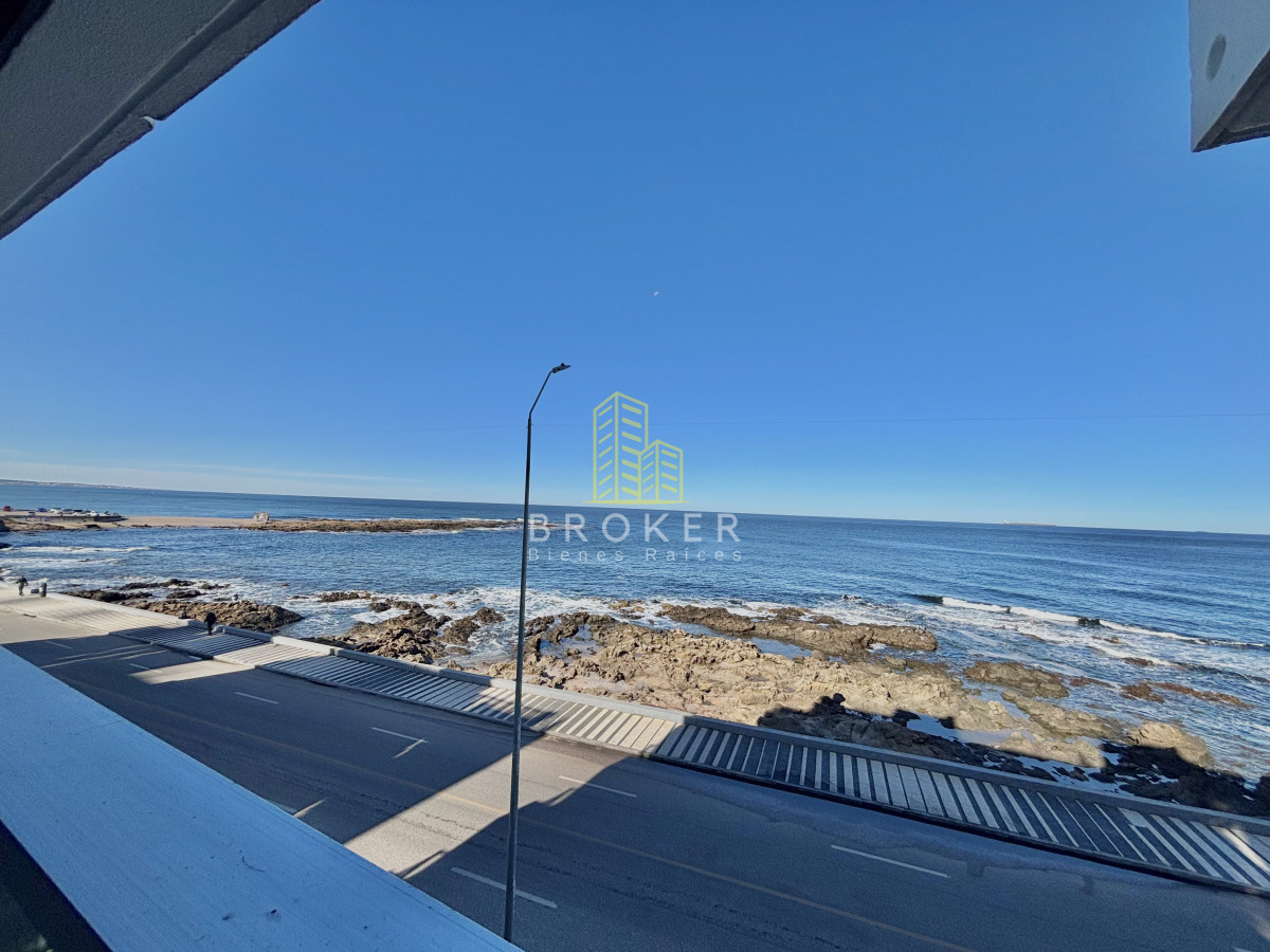 Apartamento ID.9123/Venta_de_apartamento_2_dormitorios_en_Peninsula_Punta_del_Este,_vista_al_mar - Venta de apartamento 2 dormitorios en Peninsula Punta del Este, vista al mar