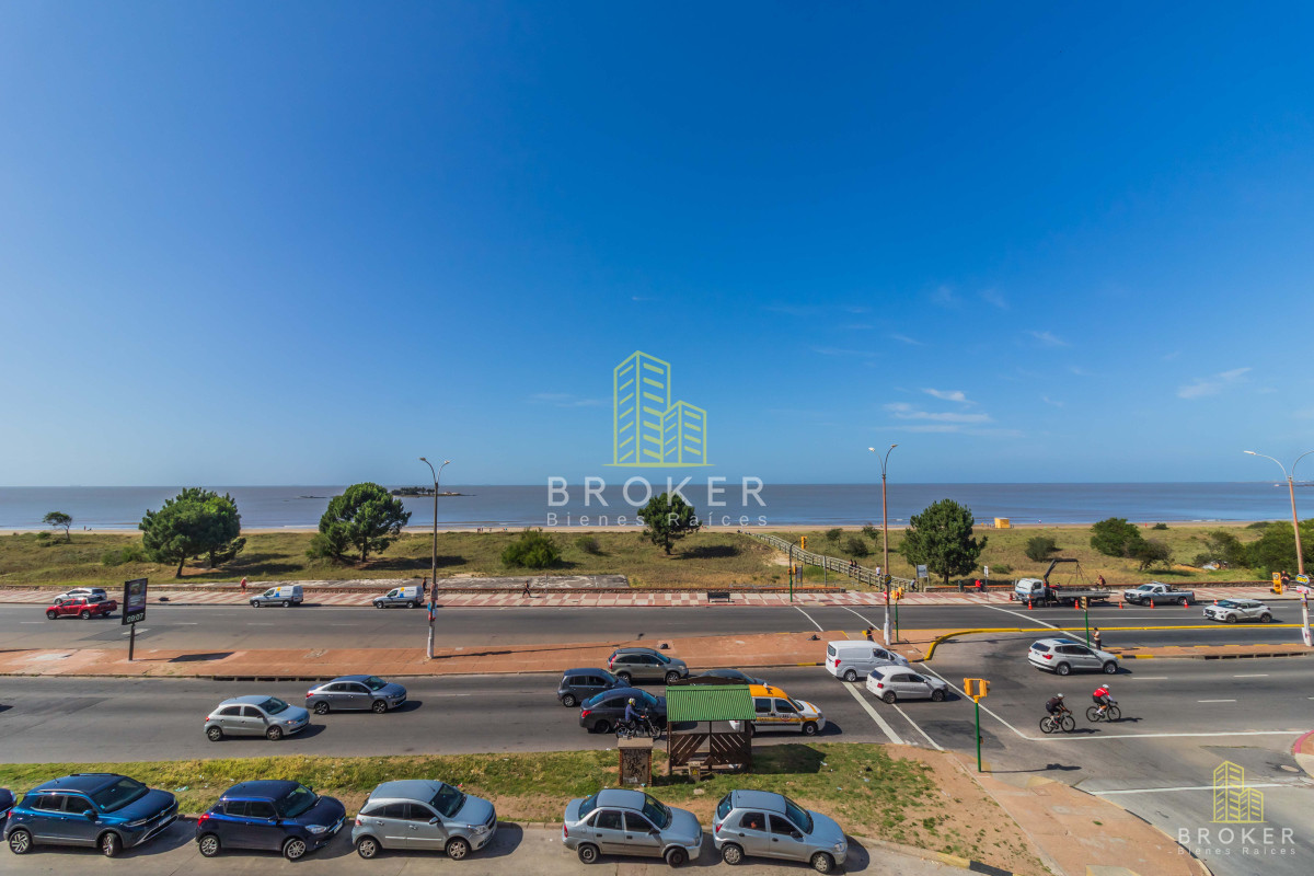 Apartamento ID.2041/Venta_apartamento_3_dormitorios_Malvin_Rambla,_2_baños_completos - Venta apartamento 3 dormitorios Malvin Rambla, 2 baños completos