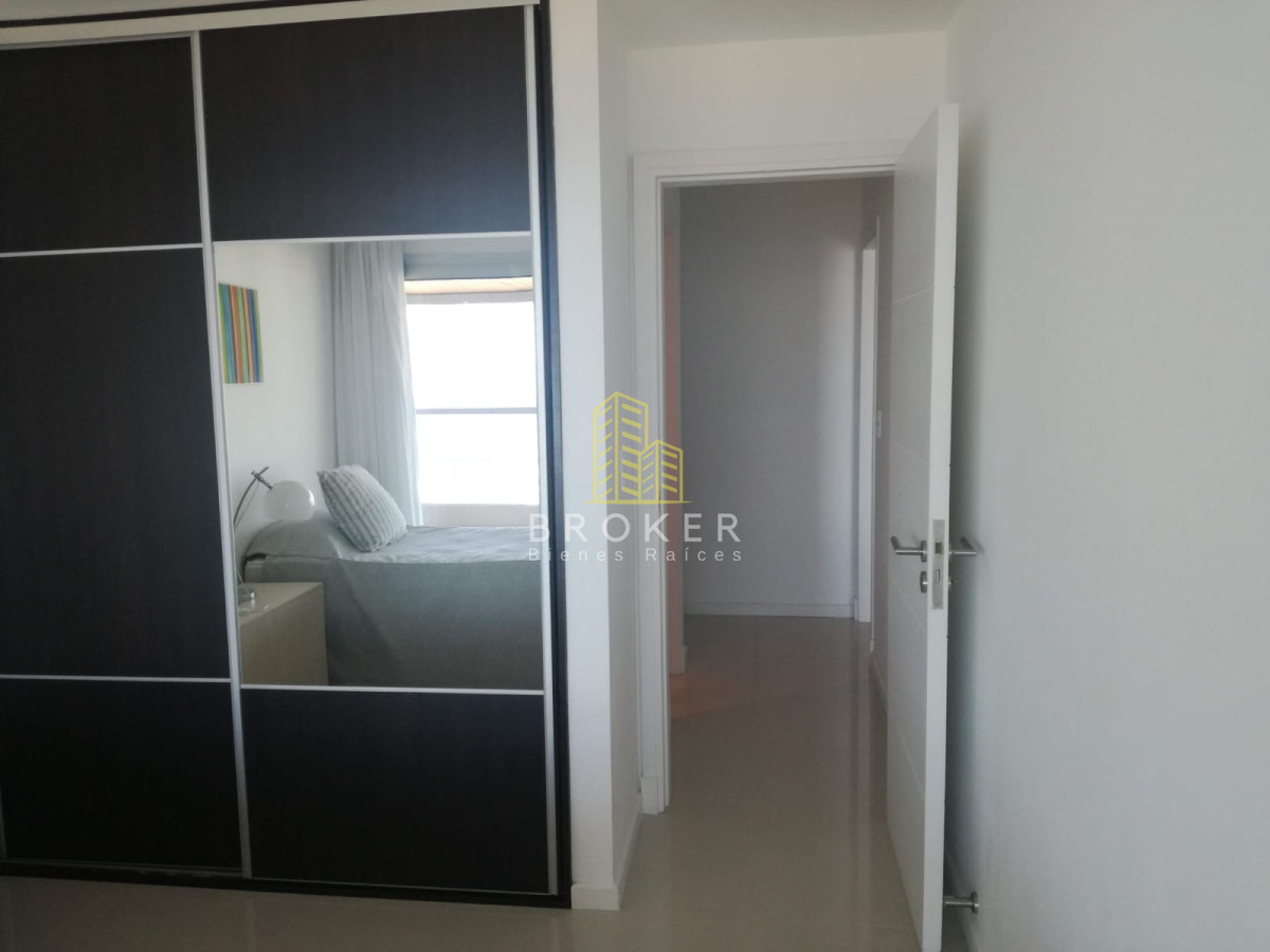 Apartamento ID.8833/Venta_departamento_Playa_Brava_Punta_del_Este_ - Venta departamento Playa Brava Punta del Este 