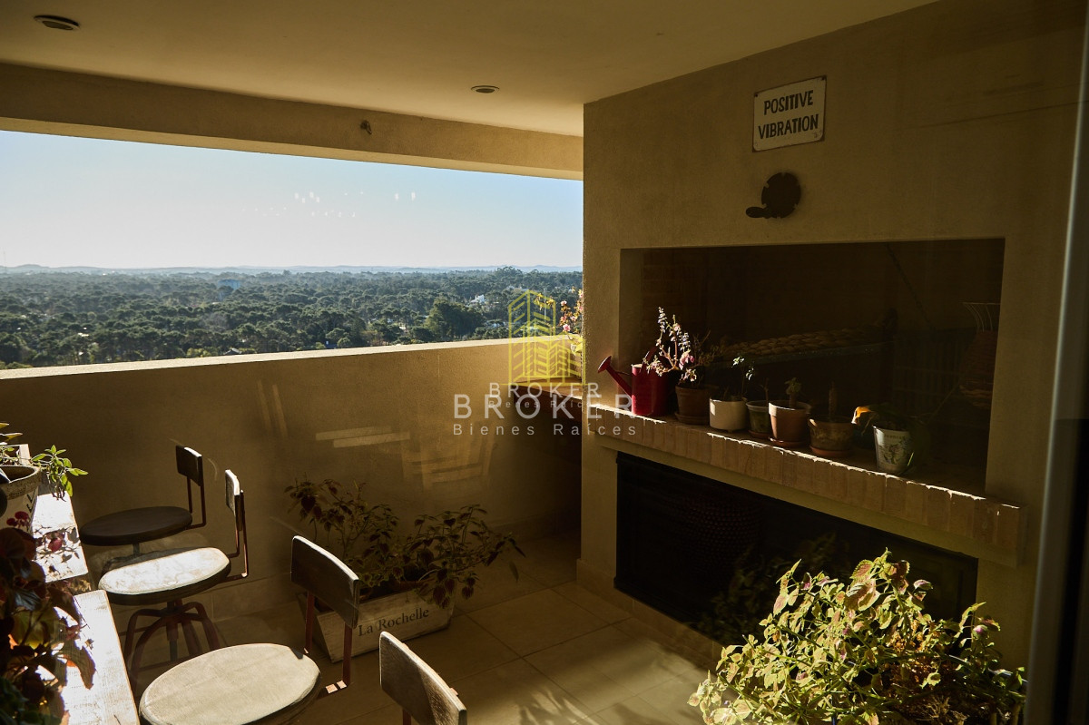 Apartamento ID.1335/Venta_apartamento_4_suites_en_Playa_Brava_en_edificio_de_categoría_Torre_Lobos. - Venta apartamento 4 suites en Playa Brava en edificio de categoría Torre Lobos.