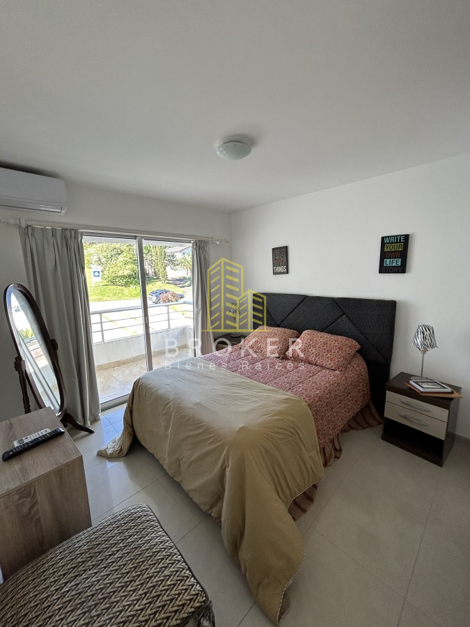 Apartamento ID.696/Apartamento_4_dormitorios_en_Playa_Brava_Rincon_del_Indio - Apartamento 4 dormitorios en Playa Brava Rincon del Indio. Punta del Este, Uruguay.
