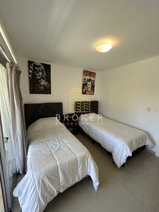 Apartamento ID.696/Apartamento_4_dormitorios_en_Playa_Brava_Rincon_del_Indio - Apartamento 4 dormitorios en Playa Brava Rincon del Indio. Punta del Este, Uruguay.