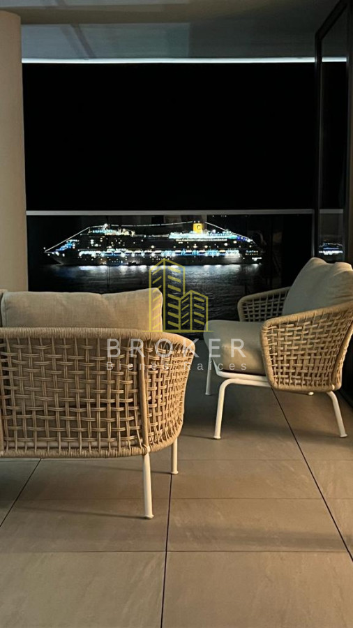 Apartamento ID.9023/Alquiler_de_temporada_de_increíble_departamento_en_primera_línea_al_mar,_Edificio_Venetian_en_Playa_Mansa - Alquiler de temporada de increíble departamento en primera línea al mar, Edificio Venetian en Playa Mansa