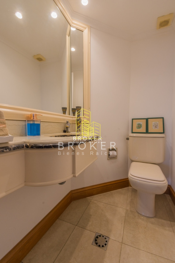 Apartamento ID.503/Penthouse_de_4_dormitorios_en_Golf_Punta_Carretas_Barbacoa_propia!_Garage_Doble - Penthouse de 4 dormitorios en Golf Punta Carretas Barbacoa propia! Garage Doble