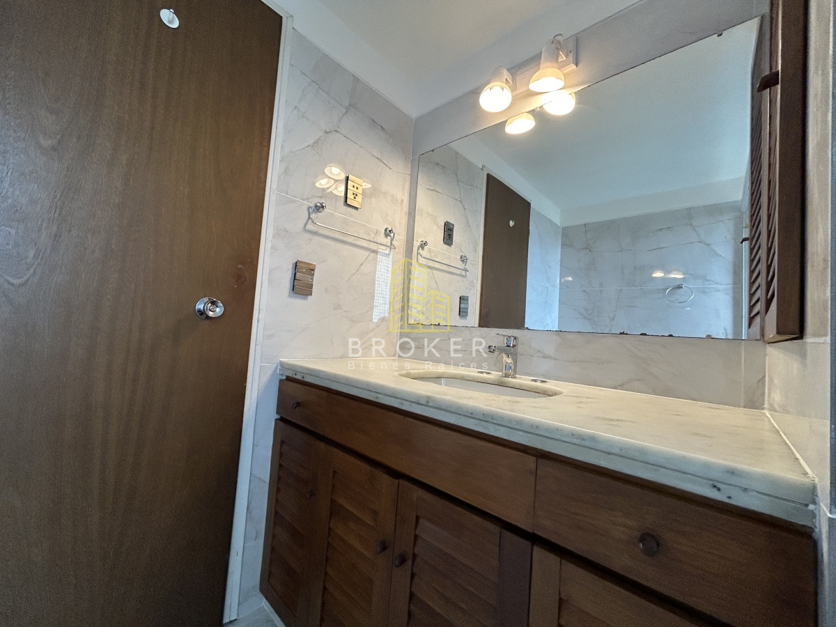 Apartamento ID.1741/Oportunidad_venta_de_apartamento_piso_alto_en_Roosevelt,_dos_dormitorios._Punta_del_Este,_Uruguay. - Oportunidad venta de apartamento piso alto en Roosevelt, dos dormitorios. Punta del Este, Uruguay.