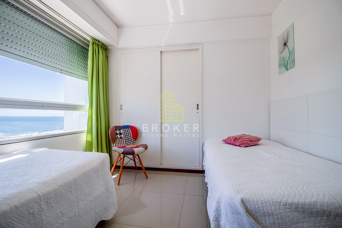 Apartamento ID.785/Oportunidad_en_venta_de_apartamento_con_vista_al_mar_en_Peninsula_-_Punta_del_este - Oportunidad en venta de apartamento con vista al mar en Peninsula - Punta del este