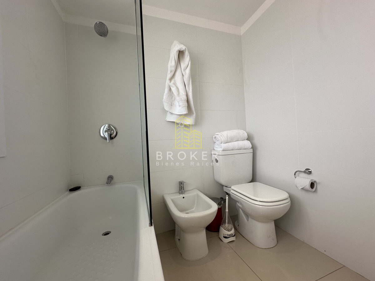 Apartamento ID.2298/OPORTUNIDAD_EN_PRIMERA_LINEA_MANSA_A_SOLO_419.000USD,_3_DORMITORIOS_Y_DEPENDENCIA. - OPORTUNIDAD EN PRIMERA LINEA MANSA A SOLO 419.000USD, 3 DORMITORIOS Y DEPENDENCIA.