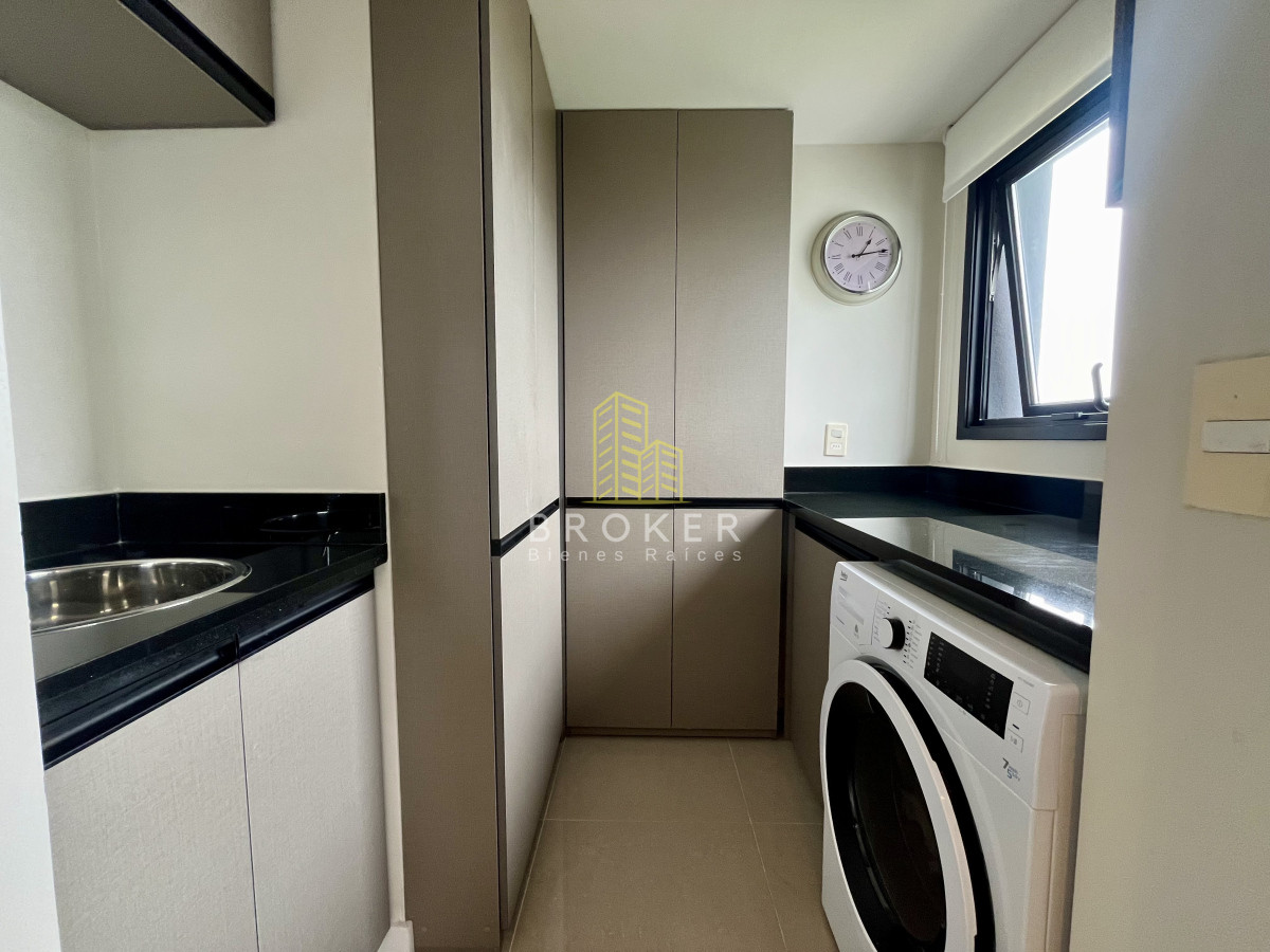 Apartamento ID.2012/Venta_Apartamento_de_4_dormitorios_a_metros_del_mar_en_Playa_Brava,_Punta_del_Este,_Maldonado - Venta Apartamento de 4 dormitorios a metros del mar en Playa Brava, Punta del Este, Maldonado