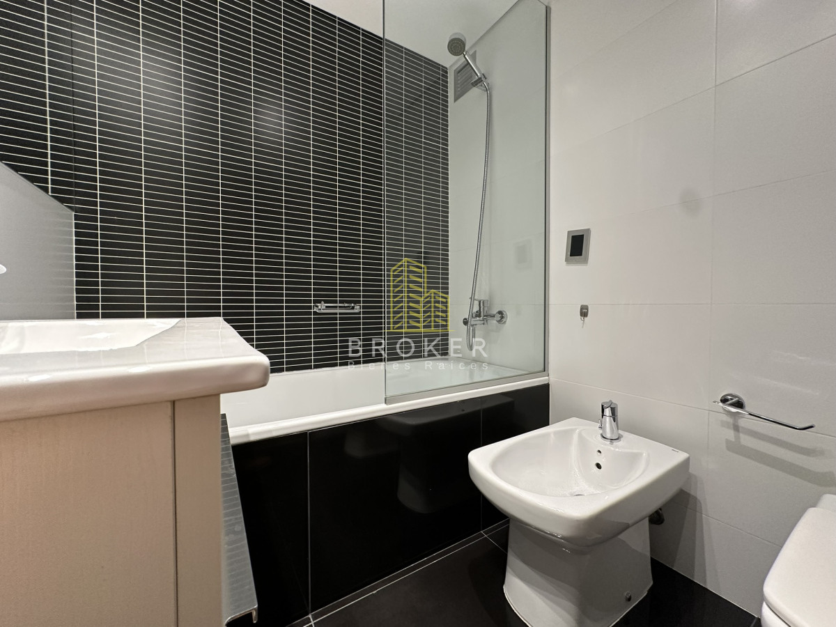 Apartamento ID.8856/Apartamento_Venta_Punta_del_Este_Look_Brava_con_vista_al_mar - Apartamento Venta Punta del Este Look Brava con vista al mar