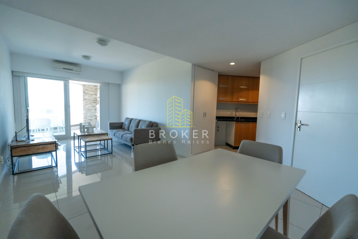 Apartamento ID.2144/AZURE_TOWERS_Apartamentos_a_Estrenar_en_Venta_Vista_al_Mar_Primera_Linea_Mansa_Unidades_disponibles_de_1,_2_y_3_dormitorios_Punta_del_Este_Uruguay - AZURE TOWERS Apartamentos a Estrenar en Venta Vista al Mar Primera Linea Mansa Unidades disponibles de 1, 2 y 3 dormitorios Punta del Este Uruguay
