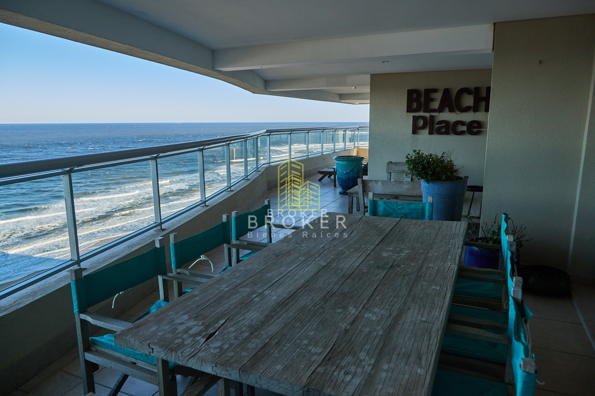 Apartamento ID.1335/Venta_apartamento_4_suites_en_Playa_Brava_en_edificio_de_categoría_Torre_Lobos. - Venta apartamento 4 suites en Playa Brava en edificio de categoría Torre Lobos.