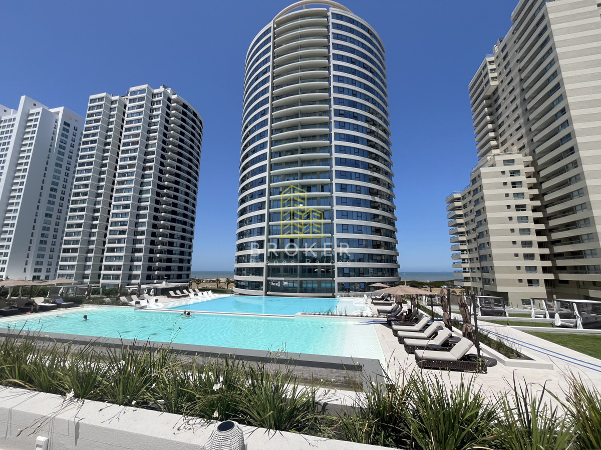 Apartamento ID.2145/Apartamento_de_2_dormitorios_en_Alquiler_de_Temporada_con_vista_al_Mar_y_Servicios_Trump_Tower_Punta_del_Este_Uruguay - Apartamento de 2 dormitorios en Alquiler de Temporada con vista al Mar y Servicios Trump Tower Punta del Este Uruguay