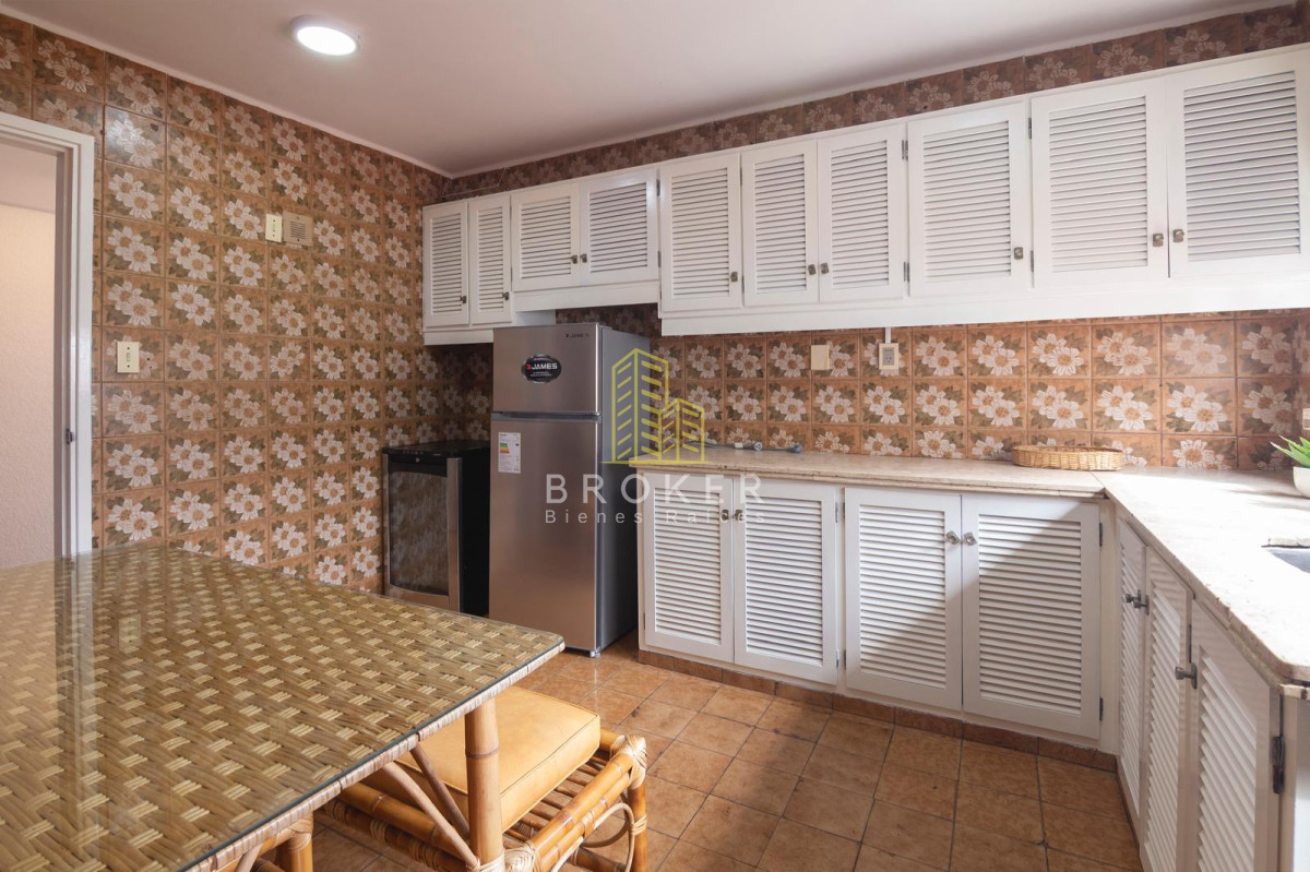 Apartamento ID.2397/Venta_Apartamento,_4_dormitorios,_Península,_Punta_del_Este - Venta Apartamento, 4 dormitorios, Península, Punta del Este