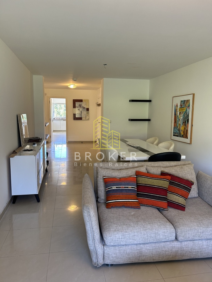 Apartamento ID.696/Apartamento_4_dormitorios_en_Playa_Brava_Rincon_del_Indio - Apartamento 4 dormitorios en Playa Brava Rincon del Indio. Punta del Este, Uruguay.