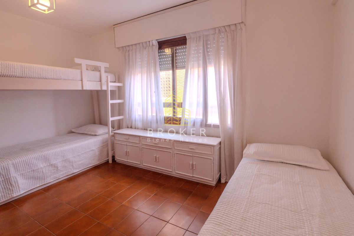 Apartamento ID.2397/Venta_Apartamento,_4_dormitorios,_Península,_Punta_del_Este - Venta Apartamento, 4 dormitorios, Península, Punta del Este