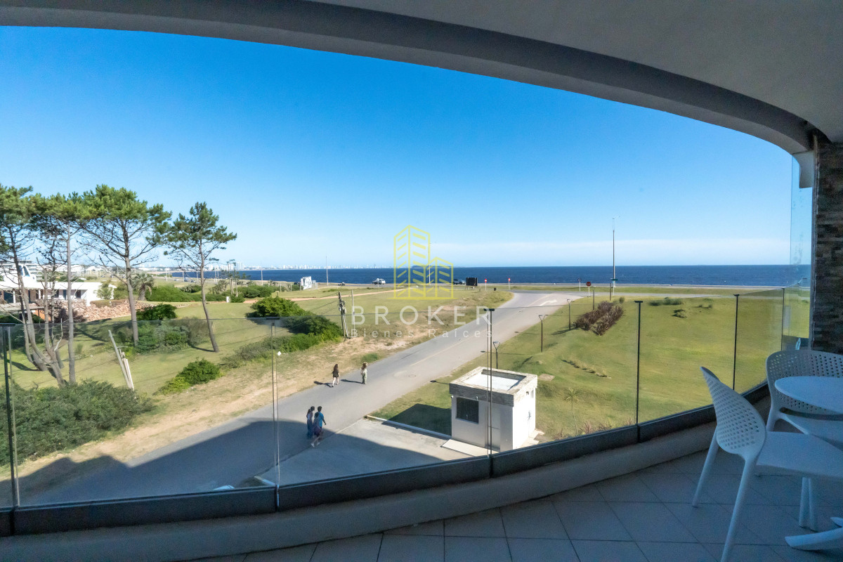 Apartamento ID.2144/AZURE_TOWERS_Apartamentos_a_Estrenar_en_Venta_Vista_al_Mar_Primera_Linea_Mansa_Unidades_disponibles_de_1,_2_y_3_dormitorios_Punta_del_Este_Uruguay - AZURE TOWERS Apartamentos a Estrenar en Venta Vista al Mar Primera Linea Mansa Unidades disponibles de 1, 2 y 3 dormitorios Punta del Este Uruguay