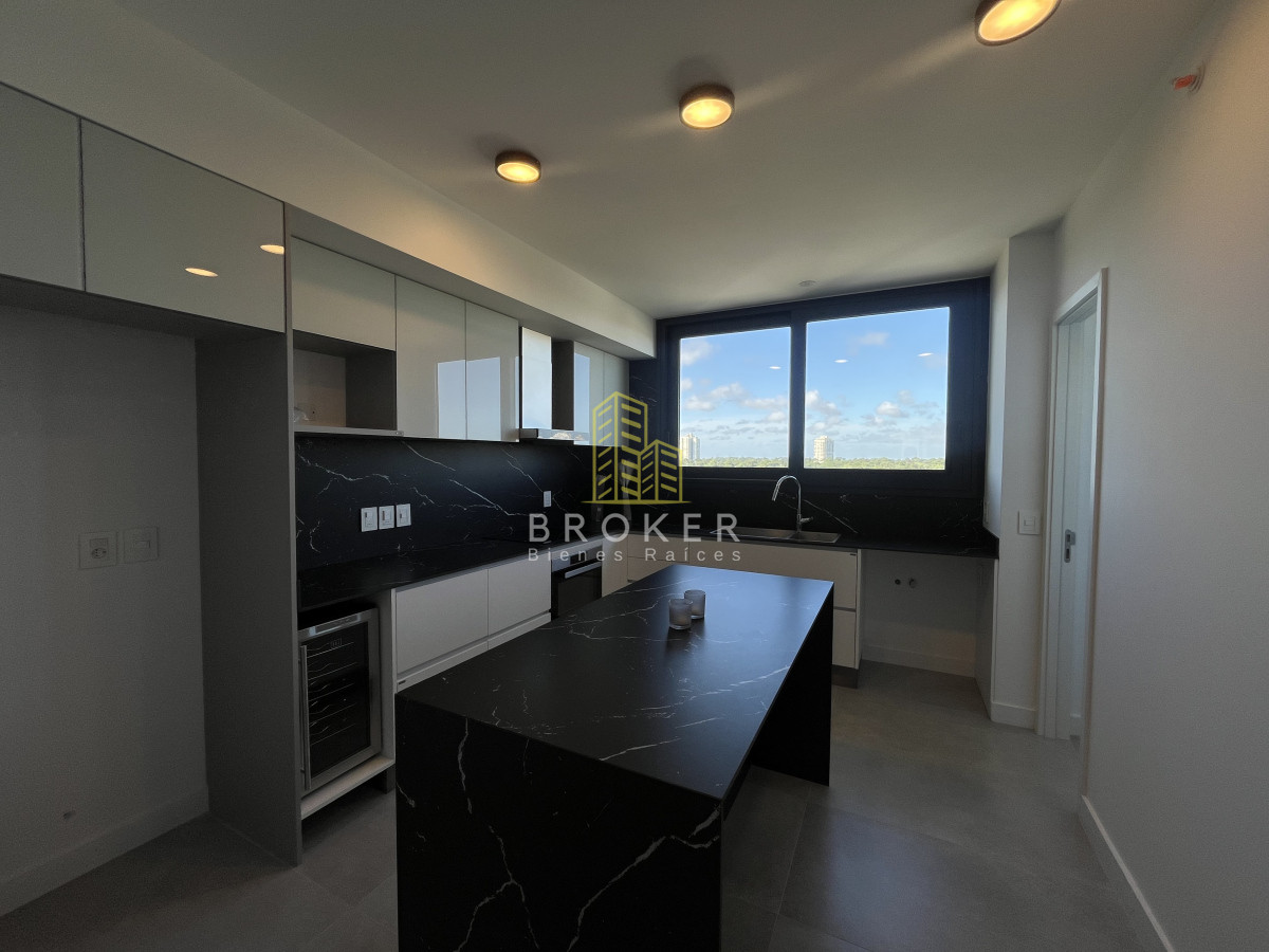 Apartamento ID.2273/Venta_Apartamento_en_VENETIAN_Punta_del_Este_Playa_Brava - Venta Apartamento en VENETIAN Punta del Este Playa Brava