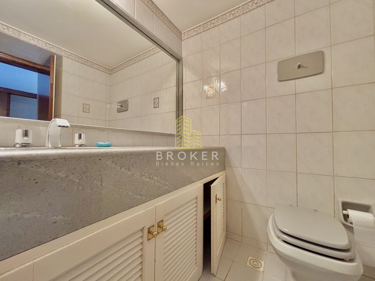 Apartamento ID.9122/Venta_apartamento_3_dormitorios_Península_Punta_del_Este,_Vista_al_mar - Venta apartamento 3 dormitorios Península Punta del Este, Vista al mar