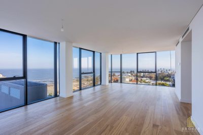 Duplex en venta en Rambla de Carrasco 268 m2 cubiertos 46 m2 terraza