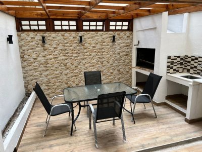 Venta Apartamento 1 Dormitorio En Punta Carretas Parrillero propio patio garage