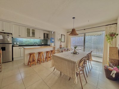 Venta apartamento punta del este 3 dormitorios Playa Mansa parrillero 