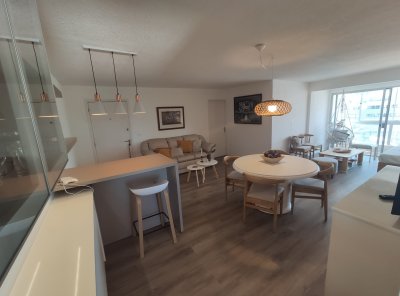 Oportunidad apartamento de 3 dormitorios totalmente reciclado en Av. Roosevelt 