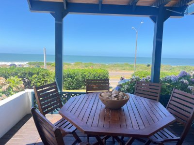 Alquiler de temporada Departamento 2 dormitorios La Barra Punta del Este
