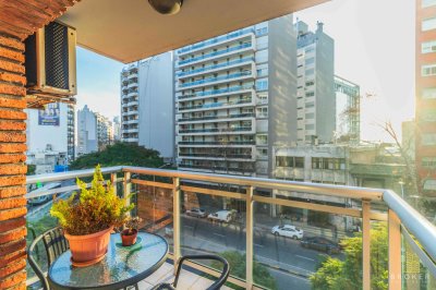 Apartamento en venta, 2 dormitorios, 2 baños y garage - Tres Cruces. Montevideo Uruguay