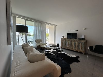 Oportunidad en Roosevelt, Apartamento 1 dormitorio y medio con todos los amenities y servicios