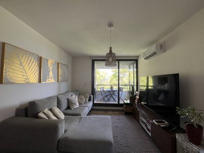 Apartamento en Venta 2 dormitorios con parrillero propio y garaje en San Rafael Punta del Este